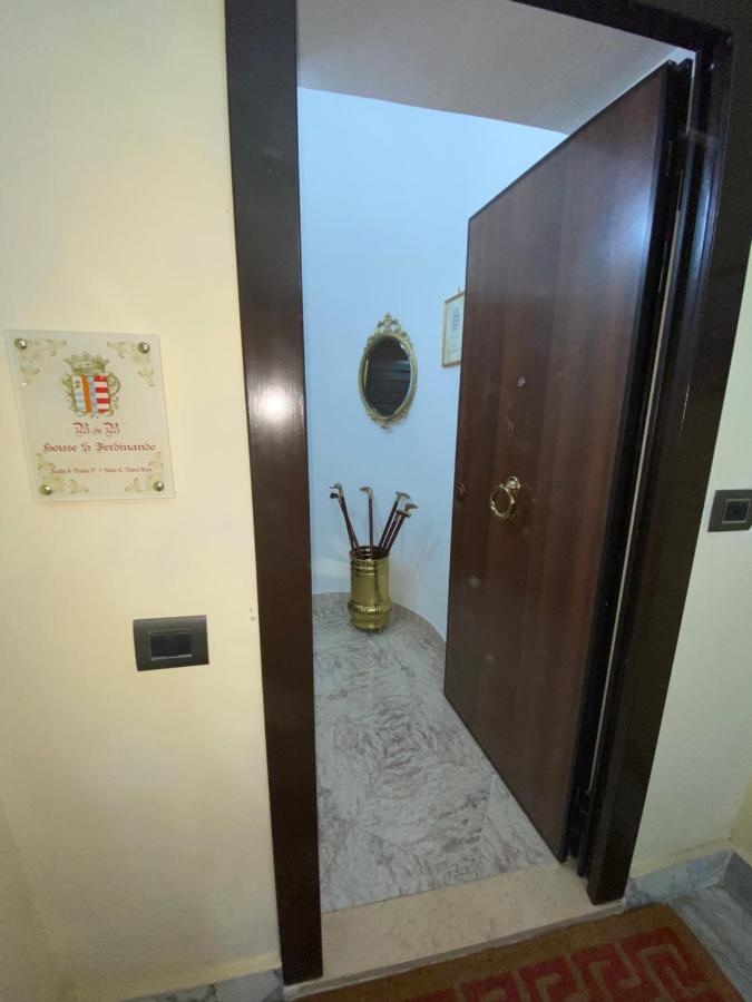B&B House S. Ferdinando Napoli Esterno foto