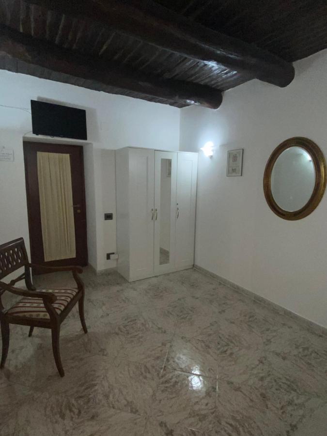 B&B House S. Ferdinando Napoli Esterno foto