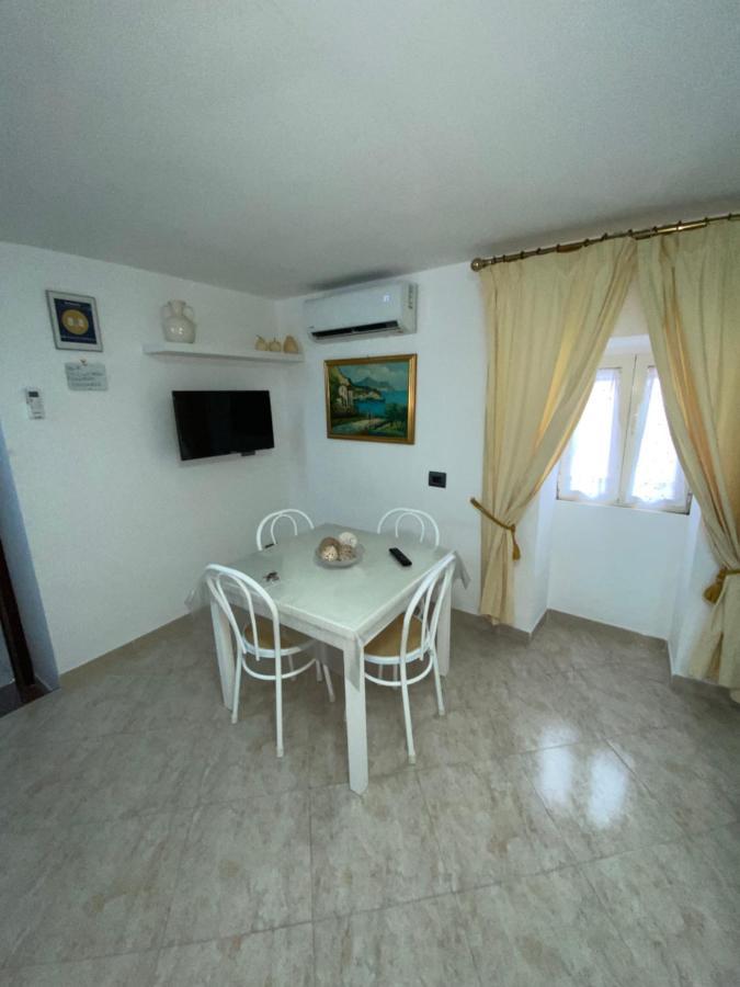 B&B House S. Ferdinando Napoli Esterno foto