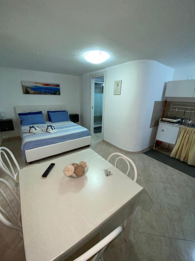 B&B House S. Ferdinando Napoli Esterno foto