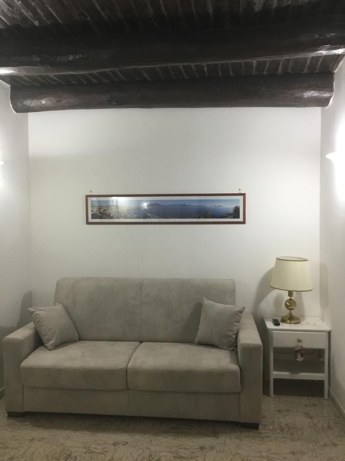 B&B House S. Ferdinando Napoli Esterno foto