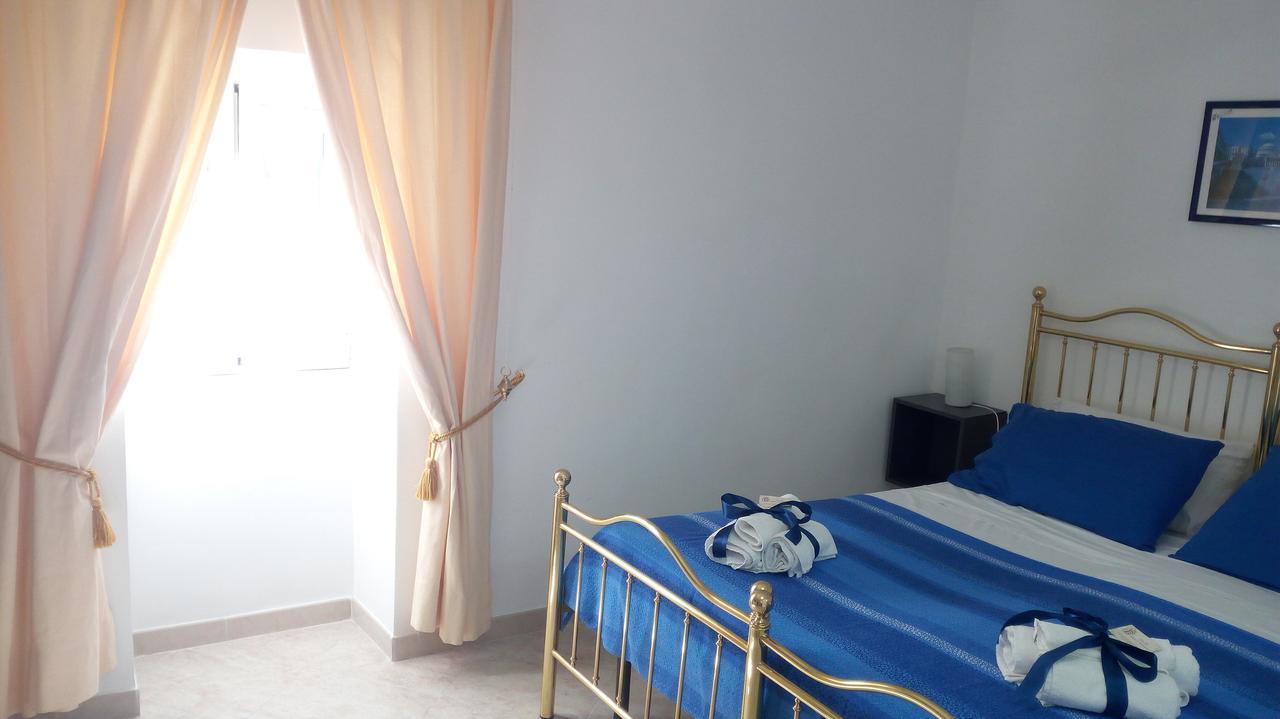 B&B House S. Ferdinando Napoli Esterno foto